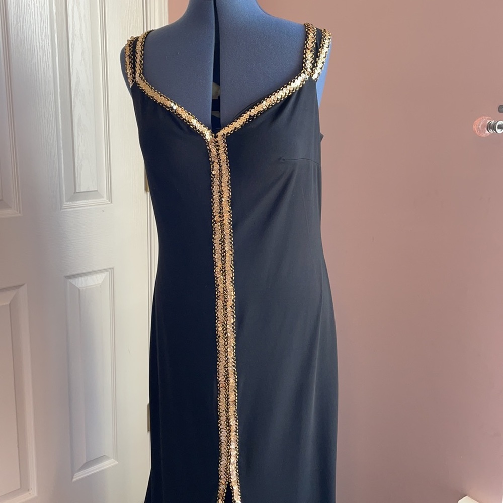 Formal gown - Picture 2 of 6